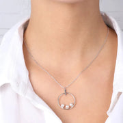 Collana in Argento 925 con cerchio pendente e trio di perla bianca