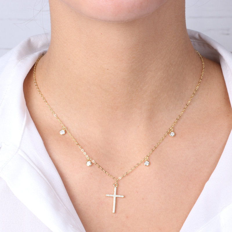 Collana in Argento 925 con croce pendente di zirconi bianchi e punti luce ai lati - BYSIMON gioielli