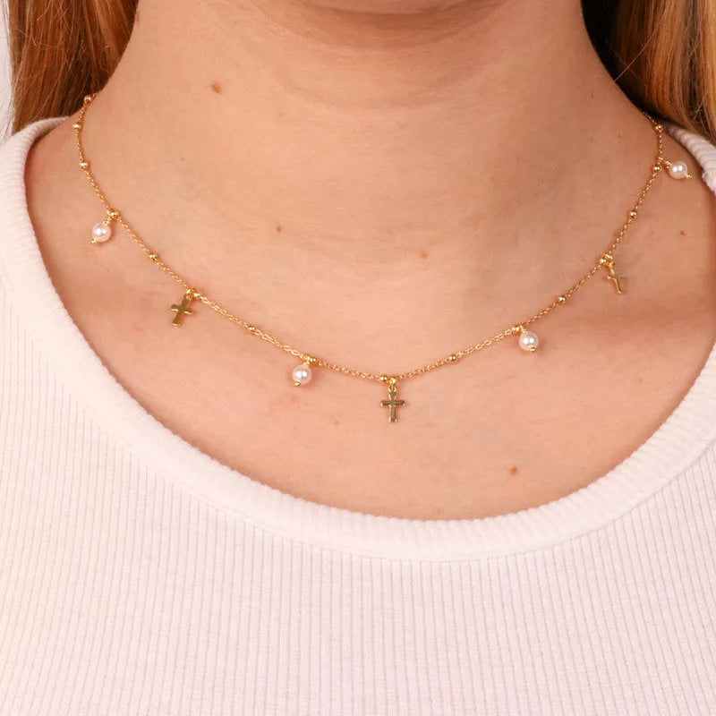 Necklace in 925 Silver with crosses and hanging pearls