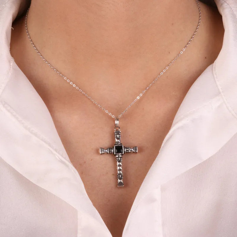 Collana in Argento 925 con croce in stile antico Collezione Novecento - BYSIMON gioielli