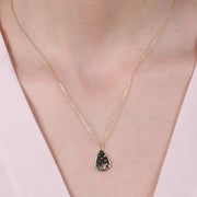 Collana in Argento 925 con piastra a forma di goccia con zirconi