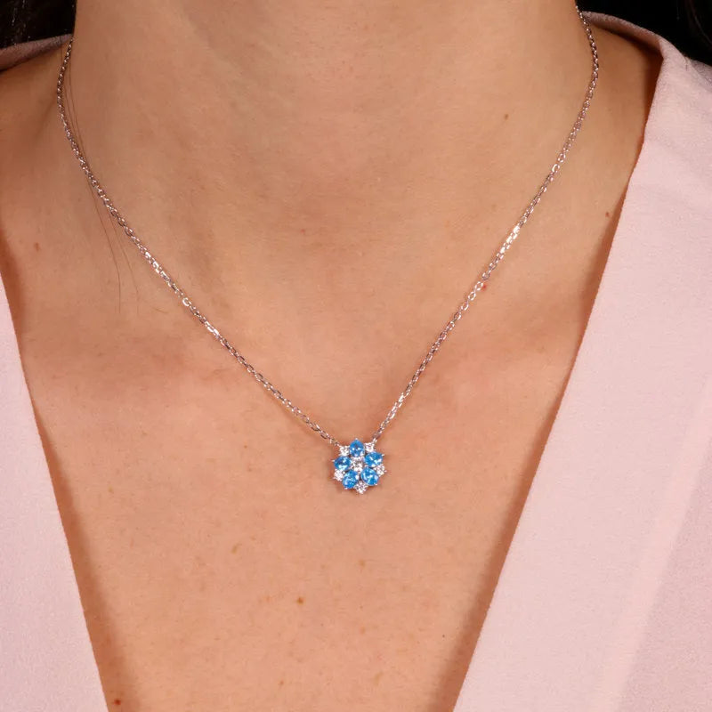 Collana in Argento 925 con fiore azzurro placcato rodio - BYSIMON gioielli