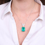 Collana in Argento 925 con zircone verde e fiore impreziosito da zirconi