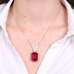 Collana in Argento 925 con zircone rosso e fiore impreziosito da zirconi SIMEONE - gioiello BySimon