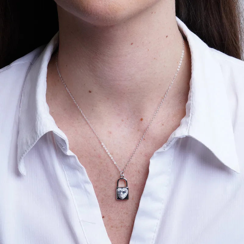 Collana in Argento 925 lucchetto con cuore Collezione Hanoi - BYSIMON gioielli