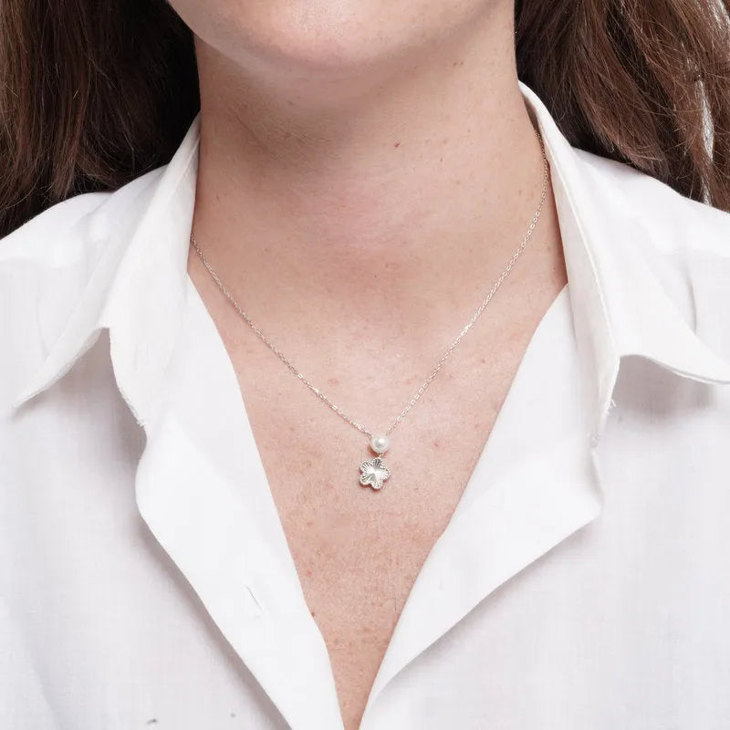 Collana in Argento 925 fiore e perla