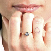 Anello in Argento 925 solitario con cristallo grigio