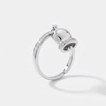 Anello in Argento 925 con campanella portafortuna impreziosita da zirconi bianchi
