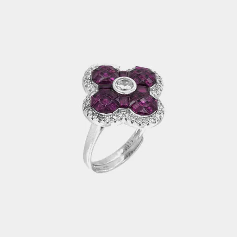 Anello in Argento 925  con fiore impreziosito da zirconi viola