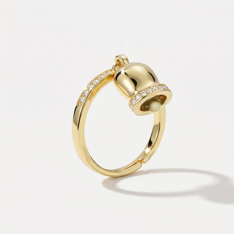 Anello in Argento 925 con campanella portafortuna impreziosita da zirconi bianchi