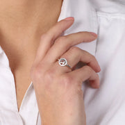 Anello in Argento 925 con globo in giro di zirconi bianchi