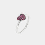 Anello in Argento 925 con cuore, impreziosito da zirconi di colore rosso su base brunita - BYSIMON gioielli