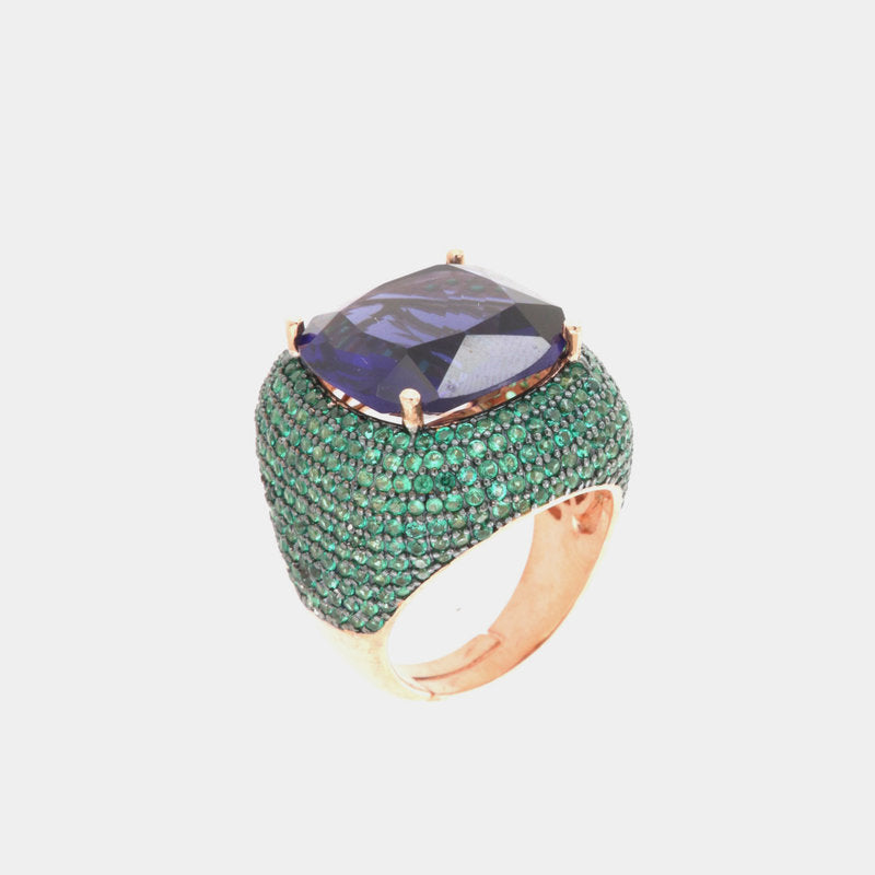 Anello in Argento 925 con grande zircone centrale viola e zirconi verde smeraldo SIMEONE - gioiello BySimon