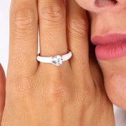 Anello in Argento 925 con zircone bianco centrale e smalti colorati