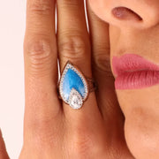 Anello in Argento 925 a forma di foglia impreziosito da zirconi bianchi e smalto blu