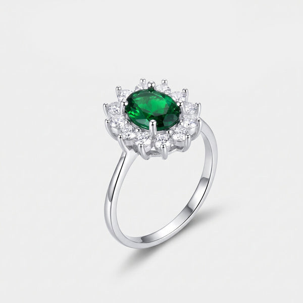 Anello in Argento 925 solitario con zirconi bianchi e zircone centrale verde smeraldo - BYSIMON gioielli