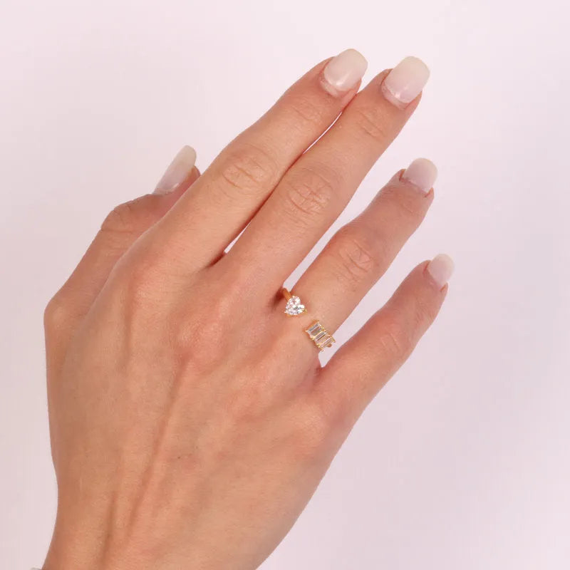 Anello in Argento 925 con zirconi bianchi - BYSIMON gioielli