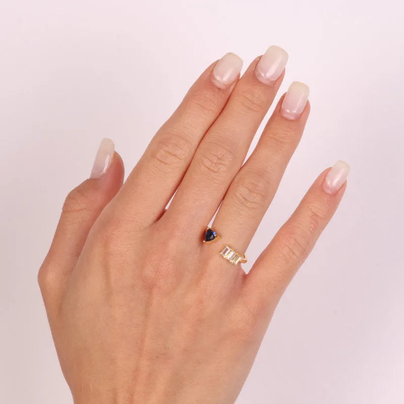 Anello in Argento 925 con zirconi bianchi e cuore bluu - BYSIMON gioielli
