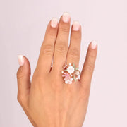 Anello in Argento 925 con fiori in madreperla impreziosito da zirconi colorati