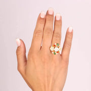 Anello in Argento 925 con fiori in madreperla impreziosito da zirconi colorati