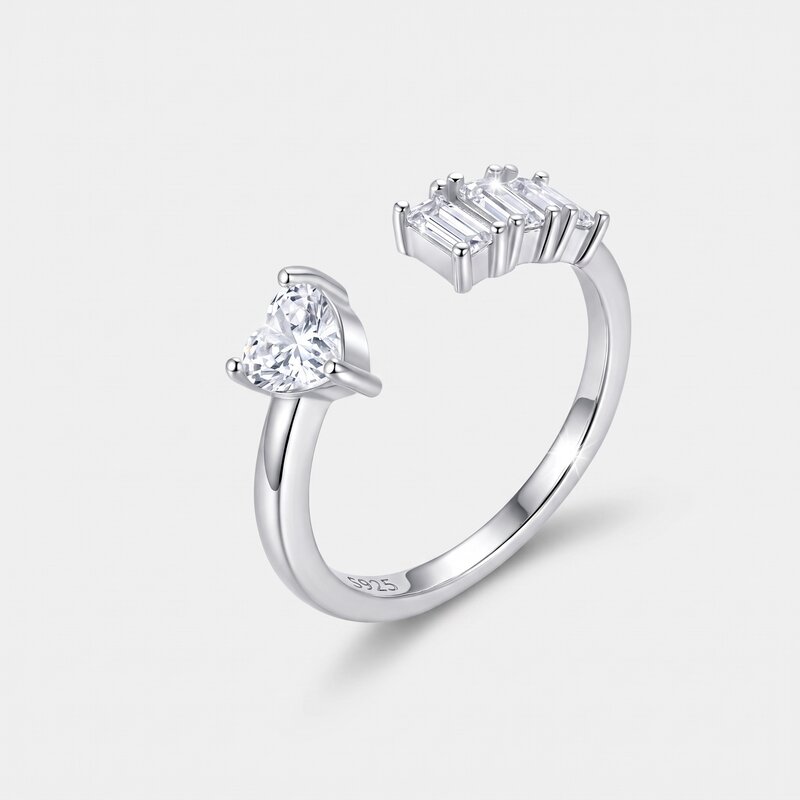 Anello in Argento 925 con cuore e zirconi trasparenti - BYSIMON gioielli