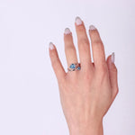 Anello in Argento 925 con cuore e punto luce azzurro - BYSIMON gioielli