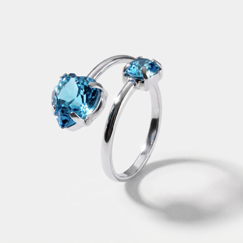 Anello in Argento 925 con cuore e punto luce azzurro - BYSIMON gioielli
