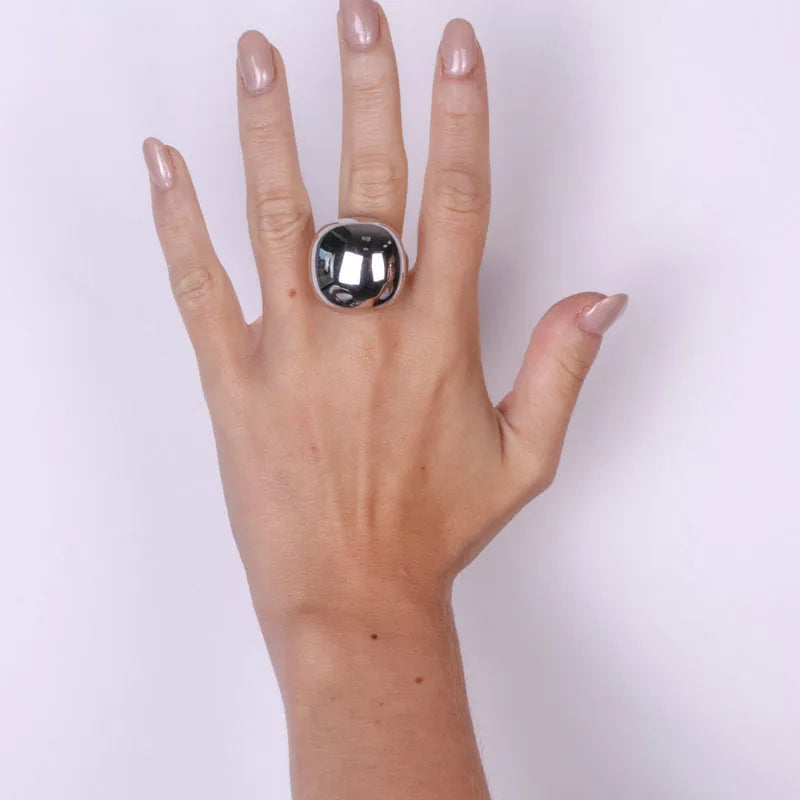 Anello in Argento 925 cerchio bombato liscio Collezione Amsterdam - BYSIMON gioielli