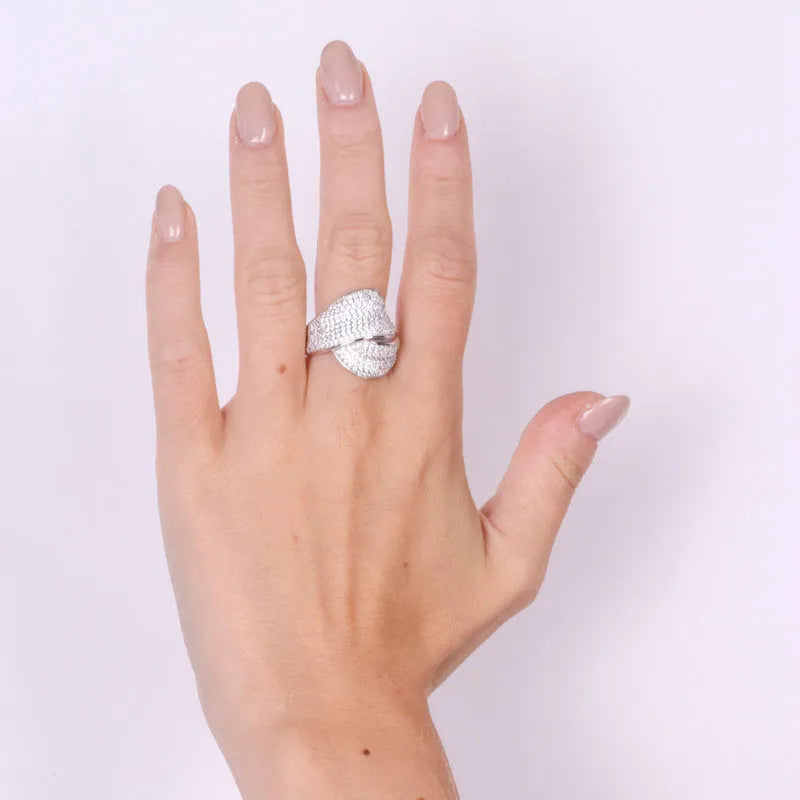 Anello in Argento 925 con intreccio di zirconi