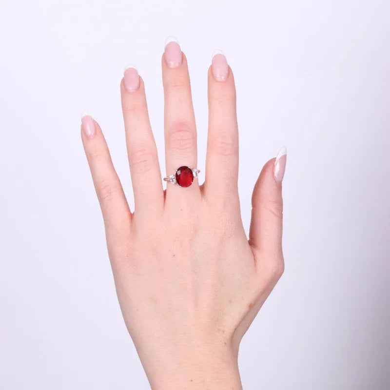 Anello in Argento 925 con zircone rosso