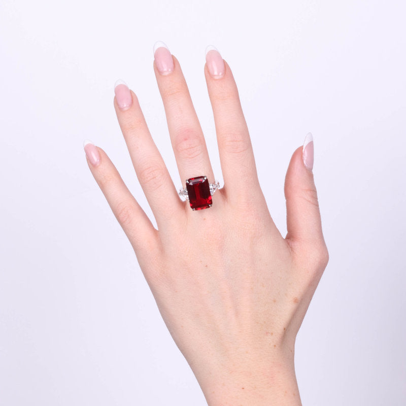 Anello in Argento 925 con zircone rosso SIMEONE - gioiello BySimon