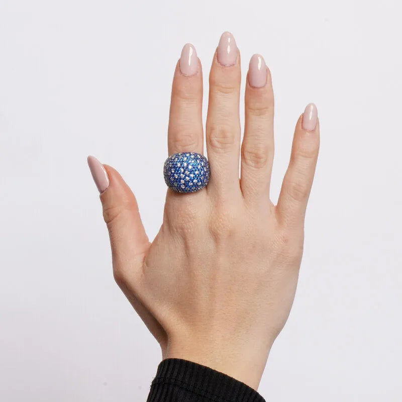 Anello in Argento 925 bombato con pave' blu
