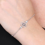 Bracciale in Argento 925 con rosa dei venti centrale, impreziosita da cristalli bianchi ai lati