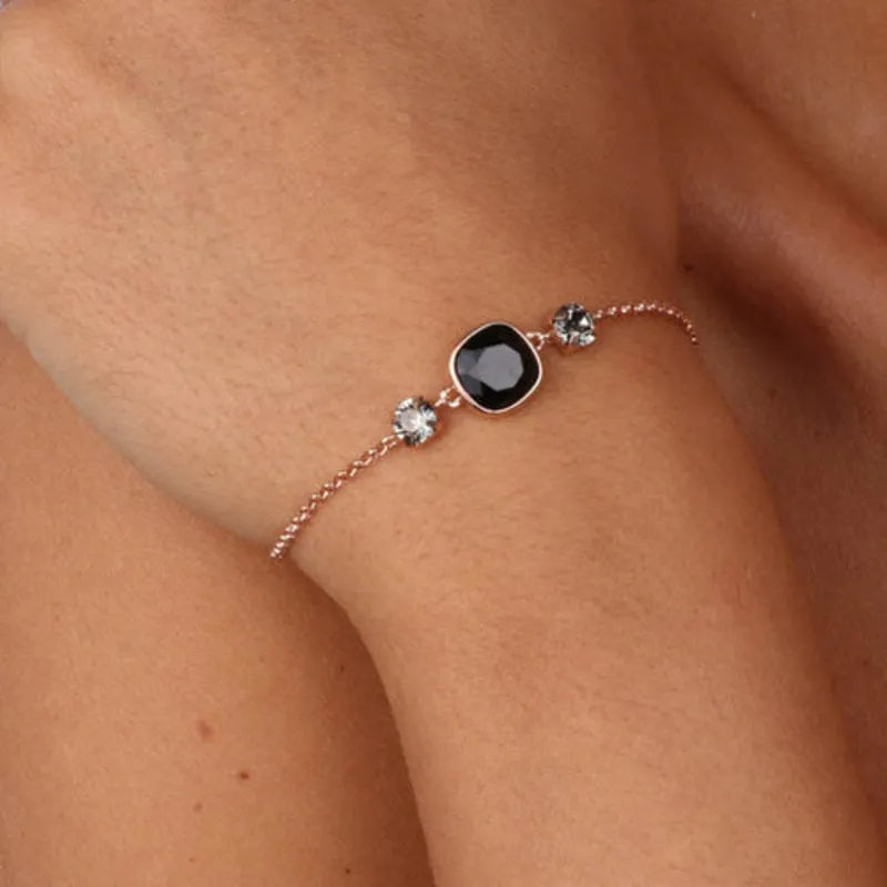Bracciale in Argento 925 con trio di cristalli sulle tonalità del nero fumè