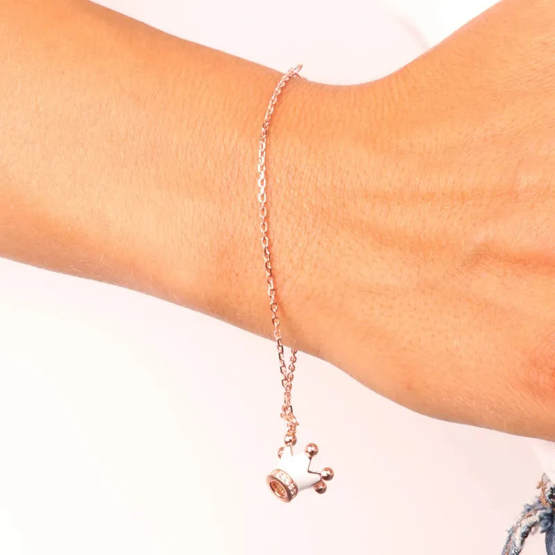 Bracciale in Argento 925 con pendente a forma di corona impreziosito da zirconi bianchi e smalti colorati