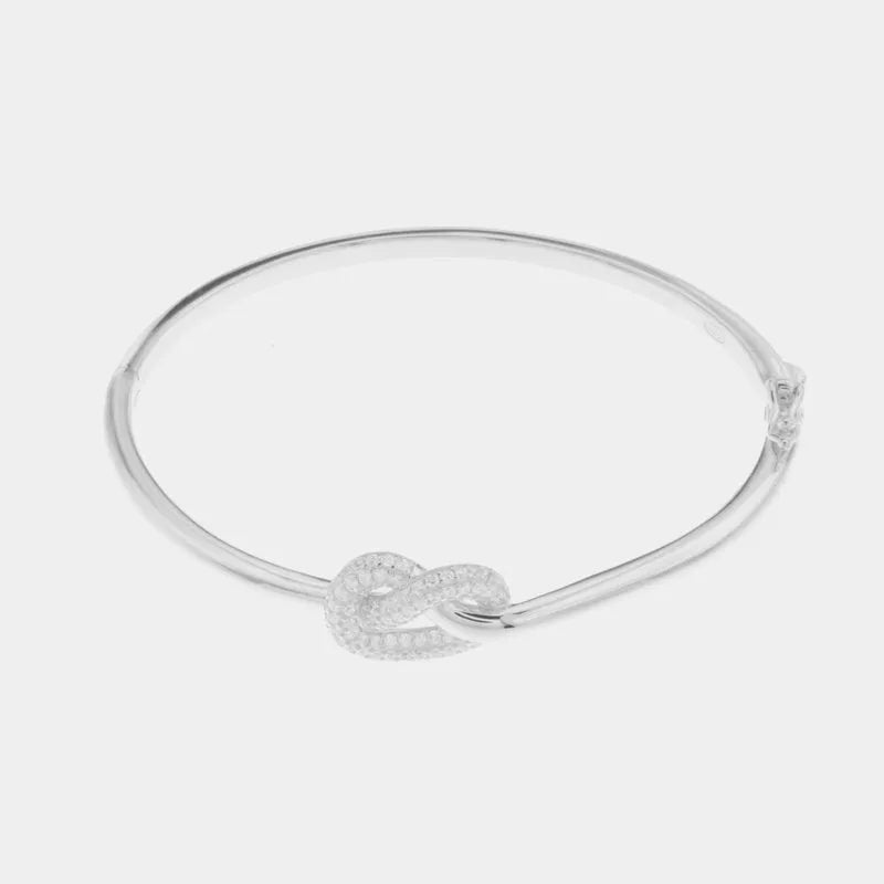 Bracciale in Argento 925 con nodo centrale impreziosito da zirconi bianchi