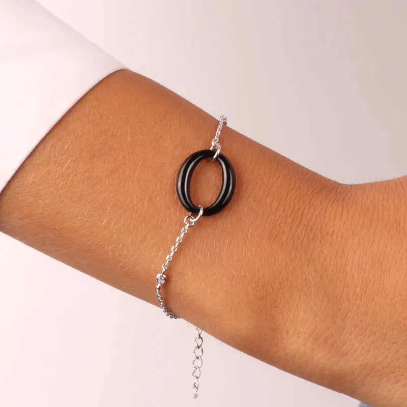 Bracciale in Argento 925 con dettaglio centrale smaltato nero e zirconi bianchi