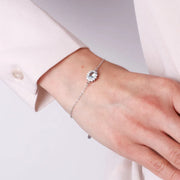 Bracciale in Argento 925 con zirconi bianchi e zircone centrale acqua