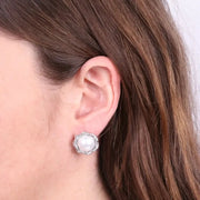 Orecchini in Acciaio a lobo con perla