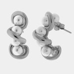 Orecchini in Acciaio semicerchio intrecciato con perle - BYSIMON gioielli