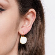 Orecchini in Acciaio forma quadrata bianca