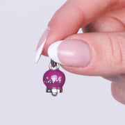 Ciondolo in Acciaio campanella borgogna con scritta Capri