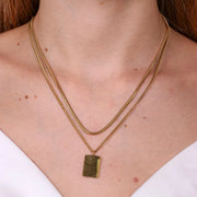 Collana in Acciaio doppia catena con medaglia quadrata pendente