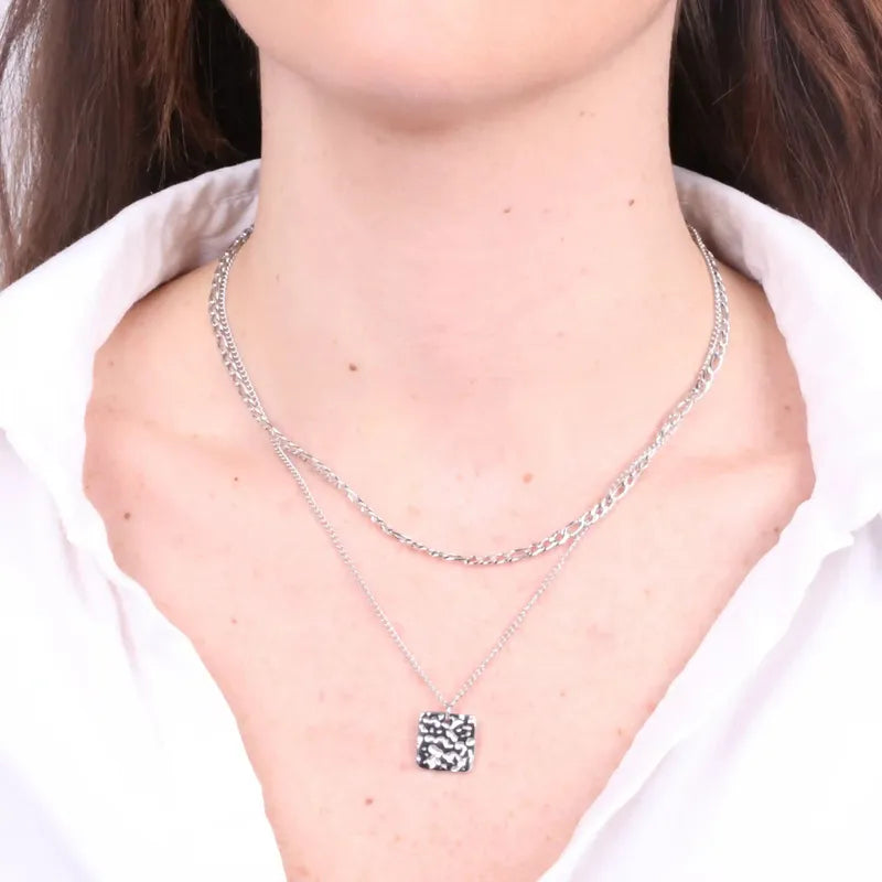 Collana in Acciaio a catena con piastra martellata