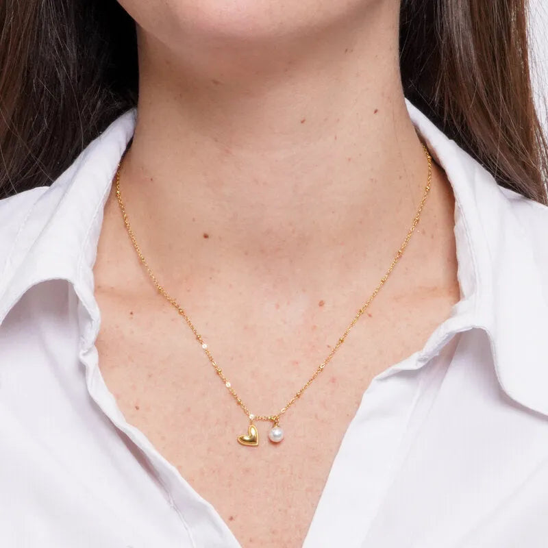 Collana in acciaio con perla e cuore pendente - BYSIMON