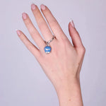 Anello in Acciaio con campanella blu cobalto  con scritta Capri - BYSIMON gioielli