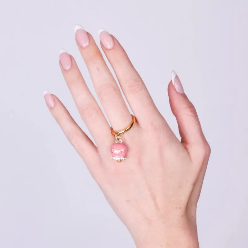Anello in Acciaio con campanella rosa con scritta Capri - BYSIMON gioielli