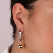 Orecchini in Metallo a cerchietto con pendente a forma di sfera