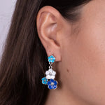 Orecchini in Metallo con fiori blu, azzurri e bianchi - BYSIMON gioielli