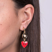 Orecchini in Metallo con cuore rosso pendente